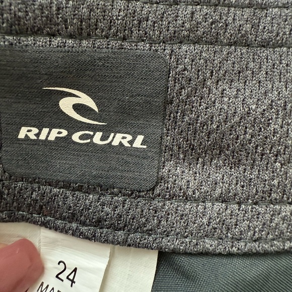 Rip Curl Men's Board Shorts - Size 24 waist - Picture 4 of 4